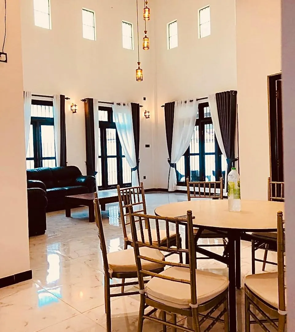 Villa Grand Airport Transit Negombo