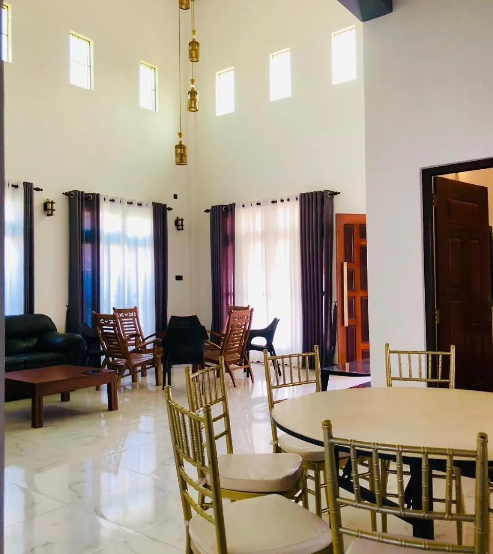 Villa Grand Airport Transit Negombo 0*,  Sri Lanka